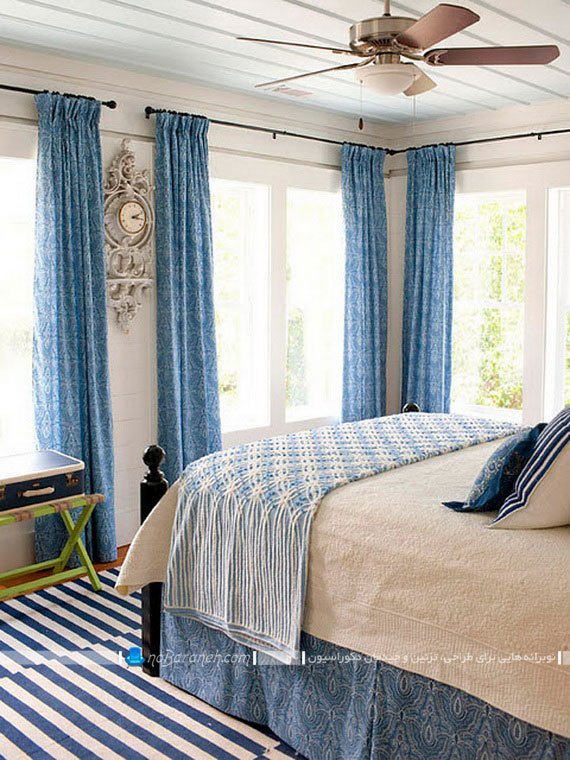 رنگ آمیزی اتاق خواب با پرده های آبی رنگ