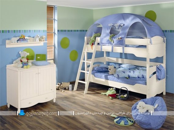 تخت خواب بچه گانه دو طبقه پسرانه برای کودکان زیر 8 یا 7 سال. دکوراسیون اتاق کودک با چیدمان تخت خواب دو طبقه نردبان دار.