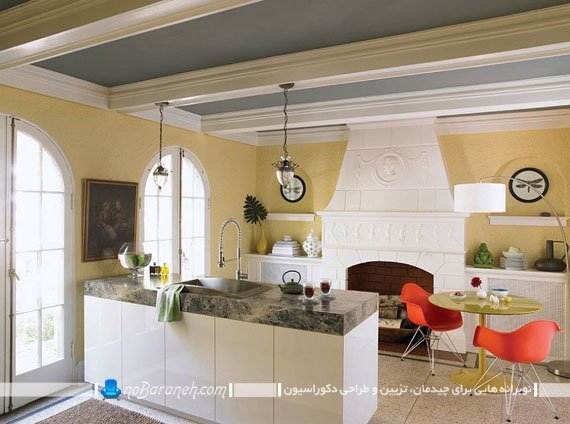 مدل آشپزخانه کلاسیک. دیوارهای کرم رنگ برای آشپزخانه اپن