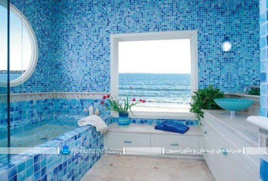کاشی دیواری حمام و سرویس بهداشتی با رنگ آبی آسمانی و نیلی نفتی، مدلهای دکوراسیون حمام و توالت با رنگ آبی با کمک کاشی دیواری و کفپوش سرامیک.دکوراسیون شیک سرویس بهداشتی