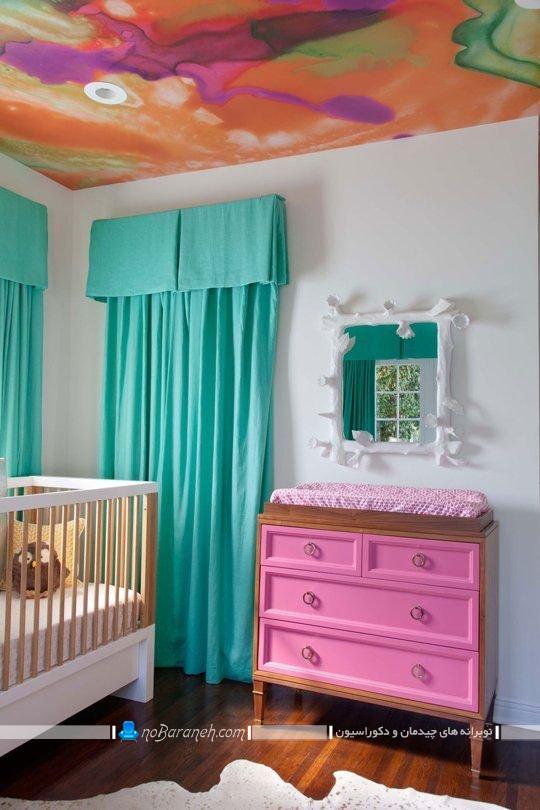 دیزاین شیک اتاق نوزاد با رنگهای زیبا ، تزیین سقف اتاق نوزاد با رنگهای شاد ، مدل پرده اتاق کودک نوزاد با رنگ فسفری و سبز، مدل دراور و کمد اتاق بچه نوزاد